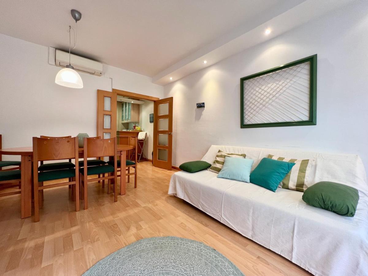 Prop De Mar A 60M De La Playa Daire Calafell Dış mekan fotoğraf