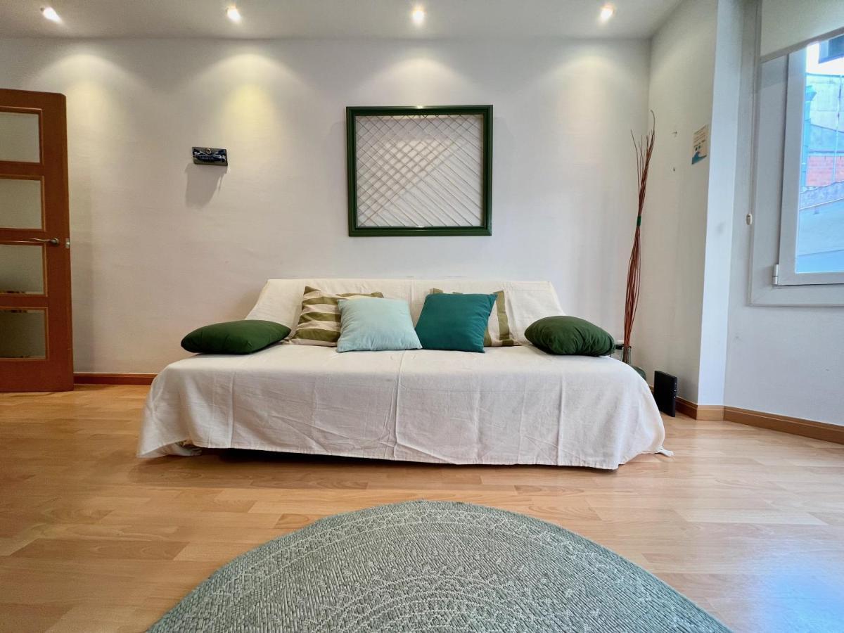 Prop De Mar A 60M De La Playa Daire Calafell Dış mekan fotoğraf